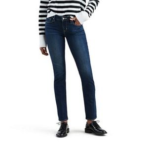 Levi’s Mid Rise Skinny Jeans Size 33